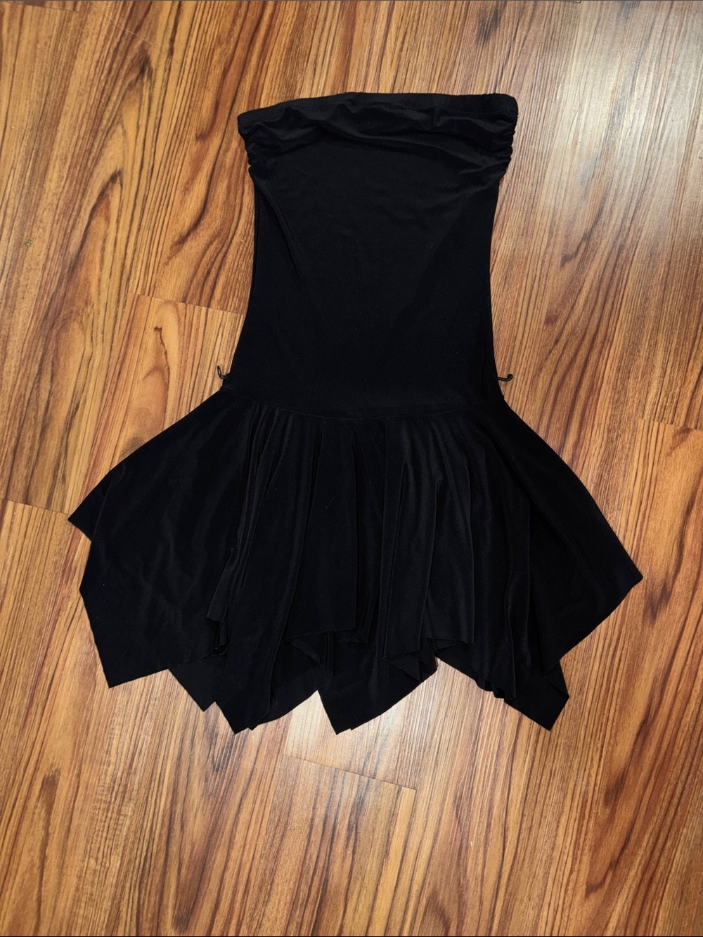 Y2K Izzy Jae Black Strapless Flowy Fairy Dress